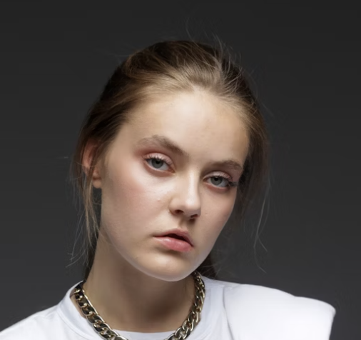 Serious young woman portrait photo